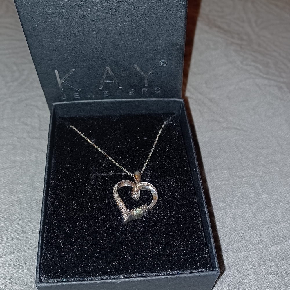 Heart pendant